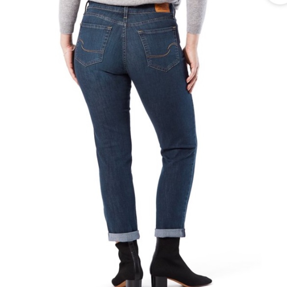 Levi Mid Rise Slim Boyfriend cropped jeans - Picture 3 of 13